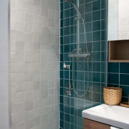 Charming With Open View In Apartament